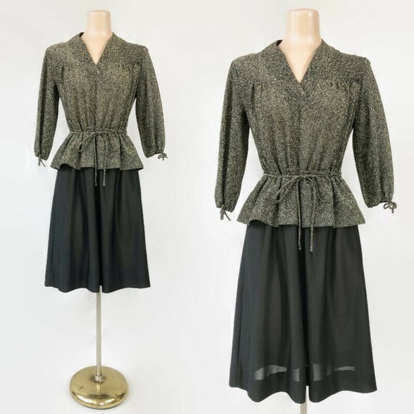 VINTAGE 1970s Metallic Gold Lurex Peplum Dress - Picture 1 of 9